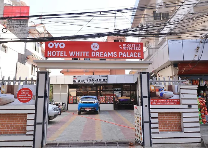 Oyo 828 White Dreams Palace Hotel Kathmandu